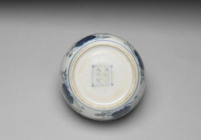 图片[2]-Small washer with stylized flowers in tian-ts’ai colors outside and Sanskrit characters in blue and white inside, Ch’eng-hua reign (1465-1487), Ming dynasty-China Archive